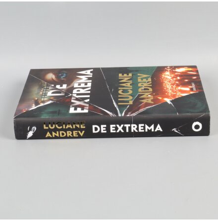 De Extrema - Luciane Andrev - Samhlle &amp; Historia 