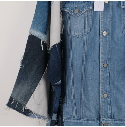 Remake Sthlm - Jeans jacka med patchad denim vid rm och ra kanter 