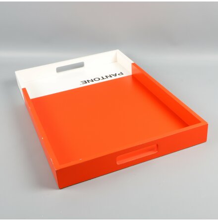 H&amp;M Home - Pantone - Rd och vit bricka i tr - 31x45cm