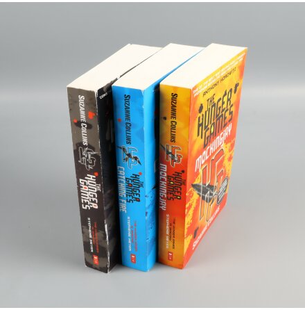 Bok-Box - The Hungergames Trilogy - Science Fiction &amp; Fantasy