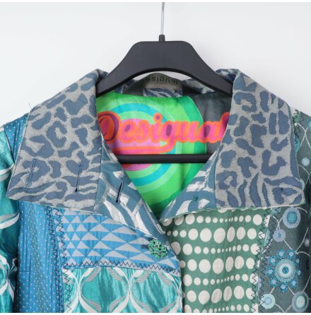 Desigual - Flerfrgad mnstrad kappa - stl. 40