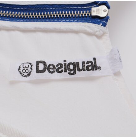 Desigual - Klänning med Fickor och Tryck - stl. 38