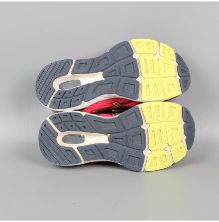New Balance - Rosa trningsskor - stl. 36,5