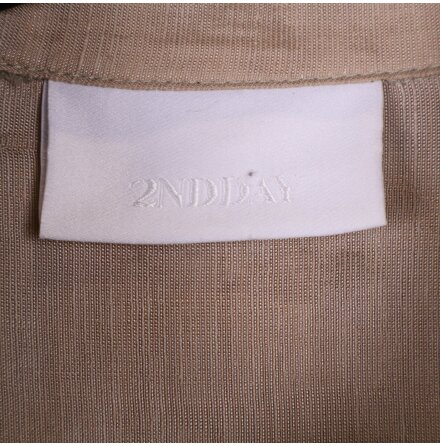 2NDDAY - Beige Blus med Broderi - Stl. 34