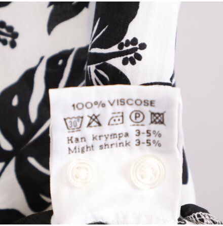 The Shirt Factory - Svart och Vit Blommig Skjorta / Blus - Stl. 38 