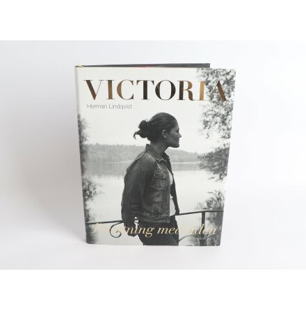 Victoria drottning med tiden  - Herman Lindqvist - Biografier & Memoarer 