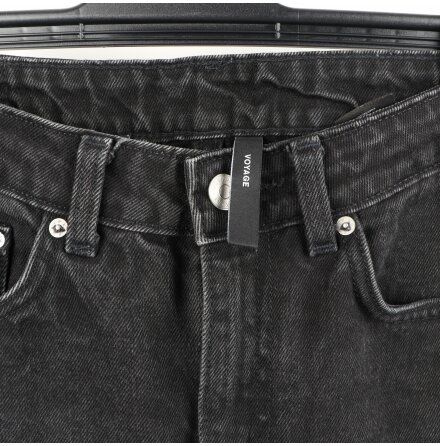 Weekend - Svarta Jeans Straight Cut - stl. W26 - L26