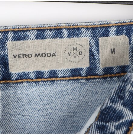 Vero Moda - Jeanskjol med fickor - stl. M