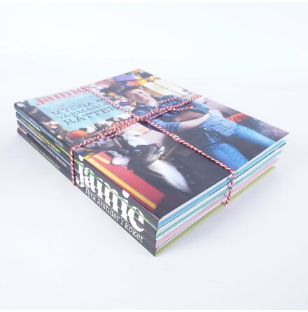 Bokpaket - 4st kokbcker av Jamie Oliver - Fyra rstider i kket - Vintern, vren, sommaren &amp; hsten - Mat, Dryck, Hem &amp; Hlsa