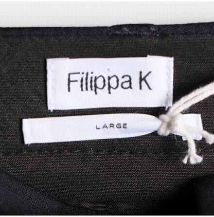 Filippa K - Mrkbla finbyxor - stl.L