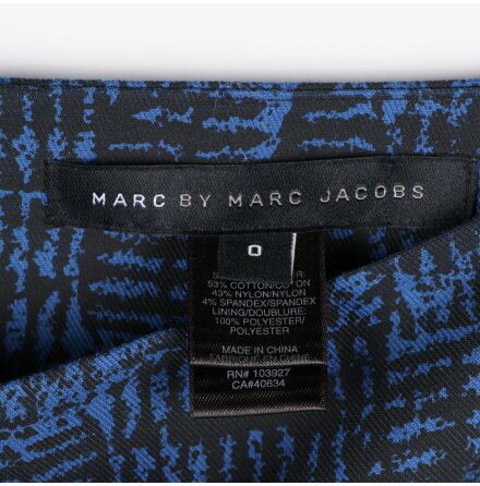 Marc by Marc Jacobs - Svart och blmnstrad kjol - stl.XS