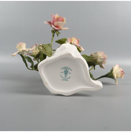 Fine bone China crown - Staffordshire - Vas med rosor i porslin