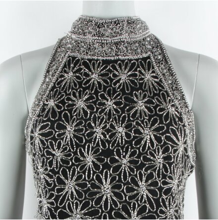 Papell Boutique - Halter topp i 100% siden med silverprlor - stl.S